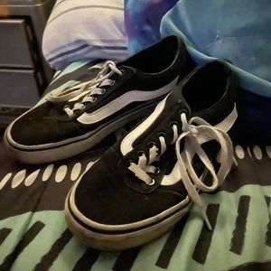 Black vans